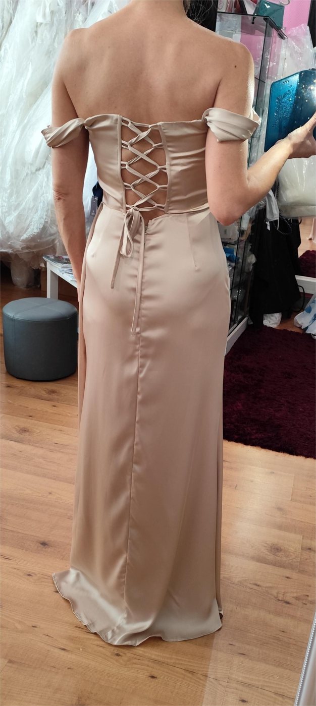 Robe de soirée longue champagne